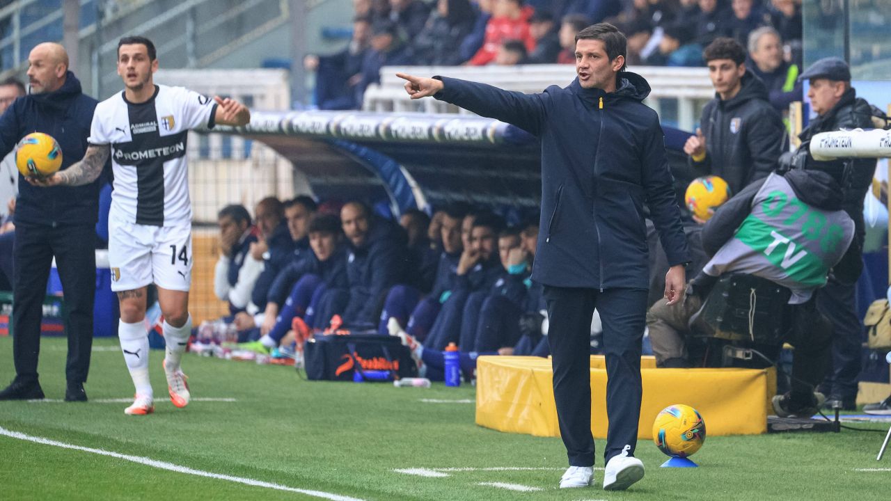 Cristian Chivu debutează ACUM ca antrenor în Serie A, în Parma -0. Bonny transformă cu precizie o lovitură de la 11 metri