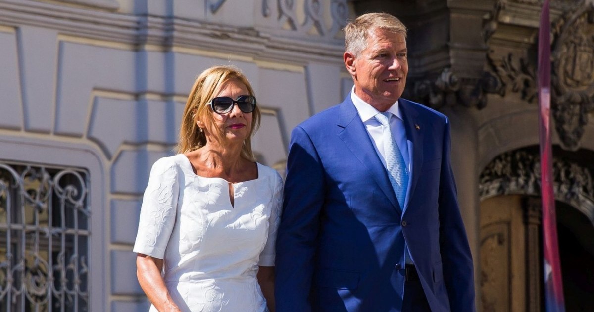 Ministrul Finanţelor consideră că procedura de recuperare de la familia Iohannis a sumelor încasate din chirii este una „extrem de complicată”