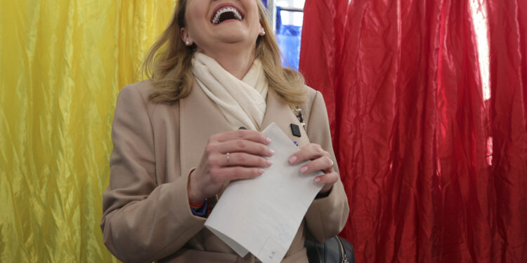 Lovitură pentru USR: Situație fără precedent. Trebuie să renunțe imediat la Nicușor Dan/ Mesajul fulminant al Vioricăi Dăncilă