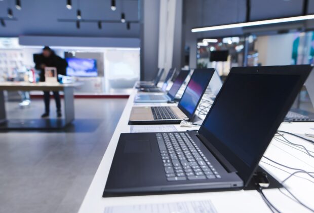 Cât ne mai putem aștepta să țină un laptop azi? Câteva semne că e pe cale să cedeze și ce e de făcut