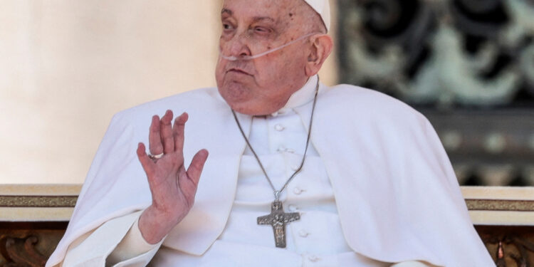 Papa Francisc se simte din ce în ce mai bine. Suveranul Pontif ar putea fi prezent la evenimentele importante din Săptămâna Mare