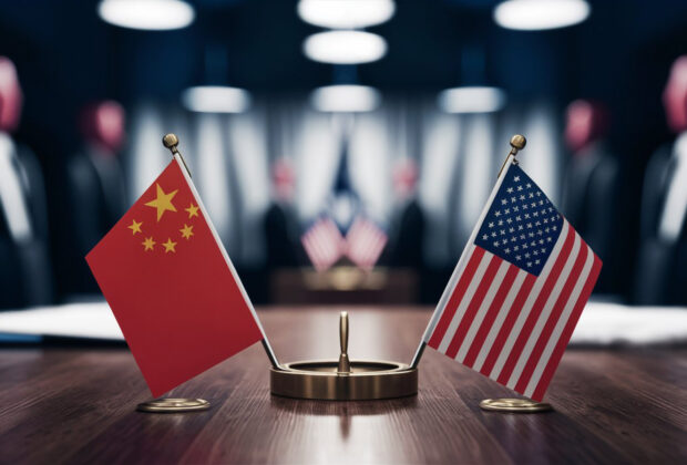 SUA pune tunurile pe China. Noile taxe vamale impuse de Trump vor crește miercuri la 104%