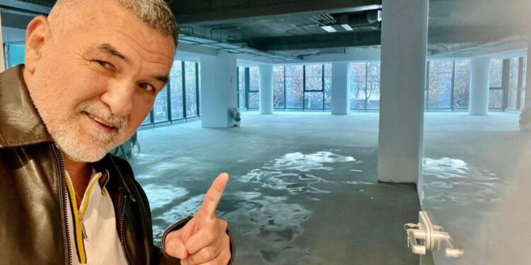 Leonard Doroftei a avut parte de un cadou unic în ziua în care a împlinit 55 de ani: are primul nepot!