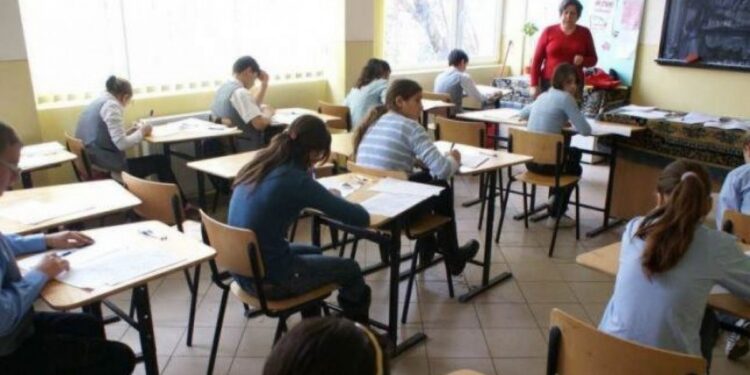 Notele la Matematică de la simularea Evaluării Naționale, cele mai bune din ultimii ani. „Ne-am furat, din nou, căciula”