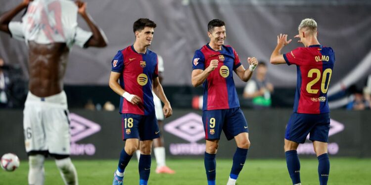 Probleme mari pentru FC Barcelona! La Liga a reacționat în cazul contractelor lui Dani Olmo și Pau Victor