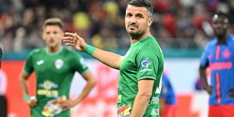 Budescu, poftit să iasă „la pensie“: Ilie Stan, replică tăioasă pentru un jucător care a „păcălit“ fotbalul destul