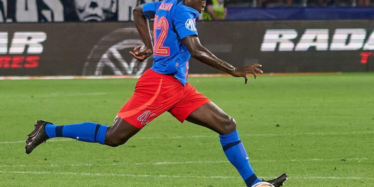 SuperLiga: FCSB, victorie uriașă în fața rivalei Dinamo. Reușita de senzație a lui Baba Alhassan a făcut diferența. Stipe Perica, ratare imensă la 1-1