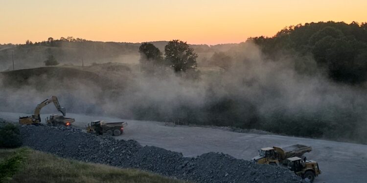 Stadiul autostrăzii care leagă Transilvania de Moldova. Cea mai rapidă rută va fi prin Carpații Orientali