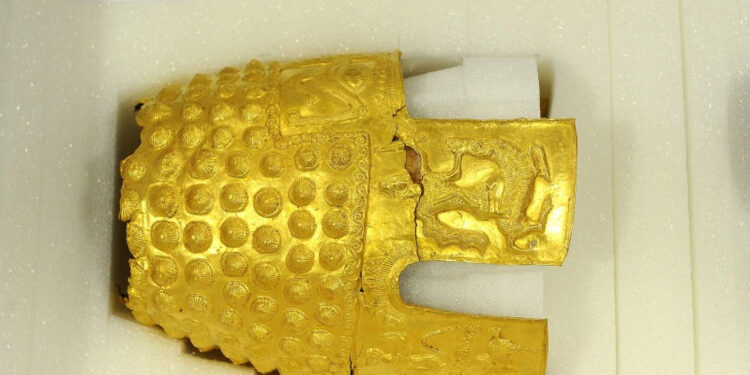 Coiful de aur de la Coțofenești: Olandezii admit că ancheta e în impas