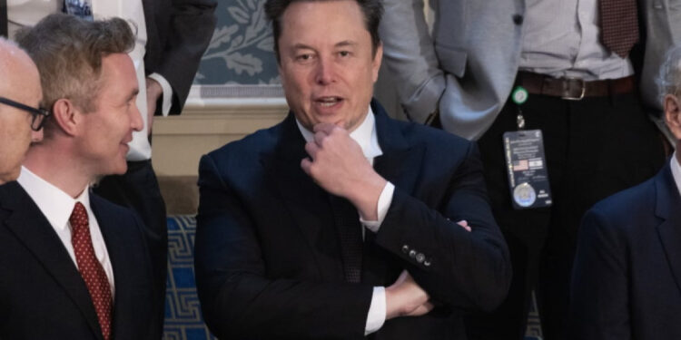 Bărbatul care are un cip de citit gânduri în creier. Progresul tehnologic al companiei lui Musk: Întrebări despre intimitate și control în viitor