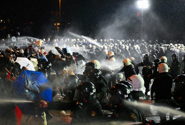 Turcia face presiuni asupra rețelei X să închidă sute de conturi ale opozanților. Platforma refuză să dea curs cererii