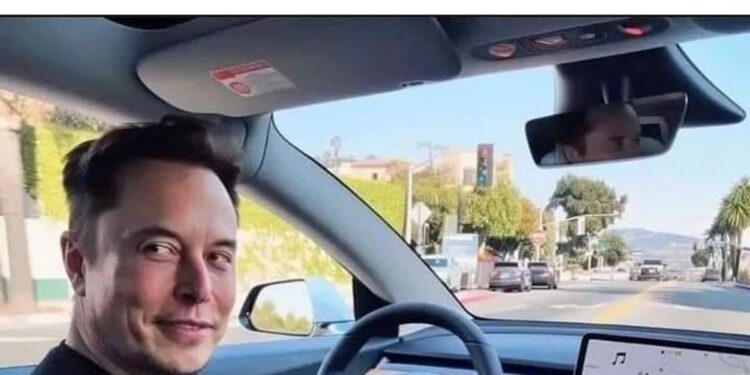 Mesajul lui Elon Musk către angajații cu acțiuni Tesla, după ce valoarea titlurilor a scăzut dramatic