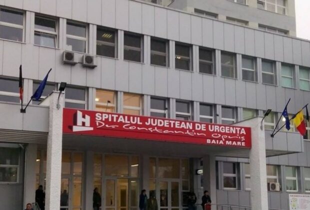 O pacientă a murit după ce a primit un antibiotic la care era alergică. Asistenta medicală ar fi încurcat paturile bolnavilor