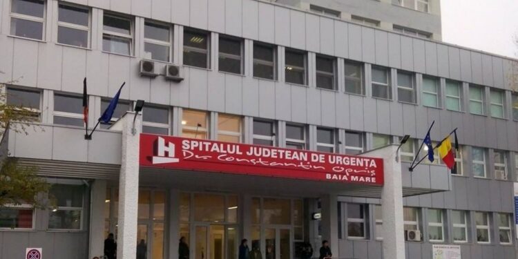 O pacientă a murit după ce a primit un antibiotic la care era alergică. Asistenta medicală ar fi încurcat paturile bolnavilor