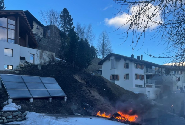 Trei oameni au murit după prăbuşirea unui avion de mici dimensiuni în Elveţia