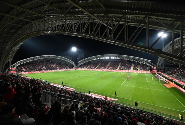 SuperLiga: Moment emoționant înainte de meciul UTA Arad – Oțelul Galați