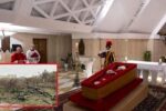Omagiu. Sicriul Papei Francisc a fost făcut cu lemn din copaci tăiați în IOR