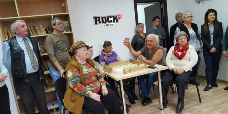 Îmbătrânire drastică a populației. În 20 de ani, 90% din români vor asculta Rock FM