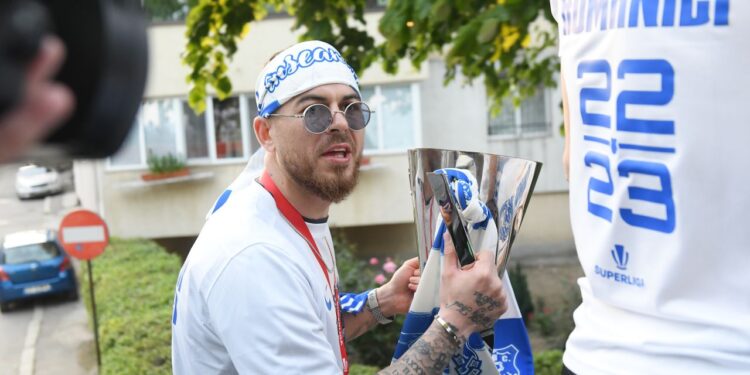 Denis Alibec vrea un salariu de șeic la Universitatea Craiova! Transferul verii se negociază într-un hotel de lux