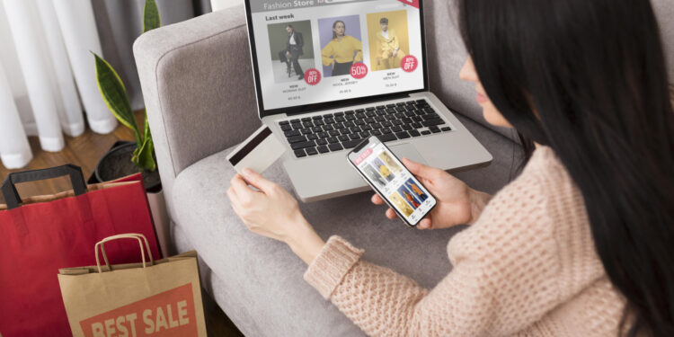 Shein, amendată cu 40 de milioane de euro în Franța pentru inducerea în eroare a consumatorilor