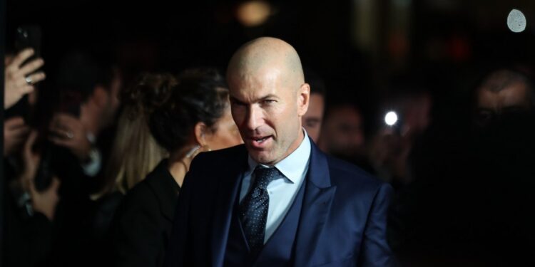 Familia unui jurnalist francez condamnat în Algeria cere ajutorul lui Zinédine Zidane. „Ar fi minunat dacă s-ar implica în această luptă”