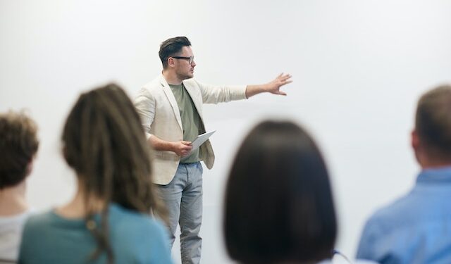 Sindicatele din Educație încep protestele: „E foarte probabil ca, în 8 septembrie, deschiderea anului școlar să fie în stradă”