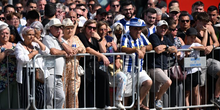 Imagini impresionante: Un oraș întreg îl plânge pe Diogo Jota. Fotbalistul lui Liverpool este înmormântat astăzi