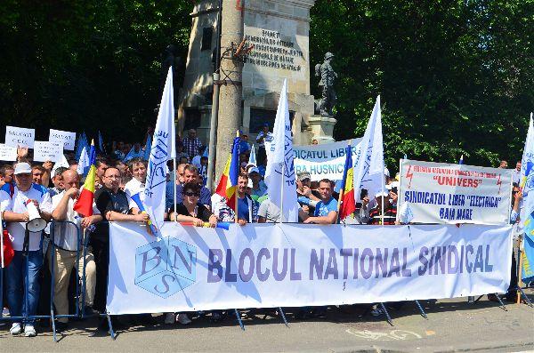 Sindicatele au făcut o serie de amendamente la legea austerității. „Premierea celor responsabili pentru dezechilibrele bugetare nu se justifică” / Ce măsuri concrete propun