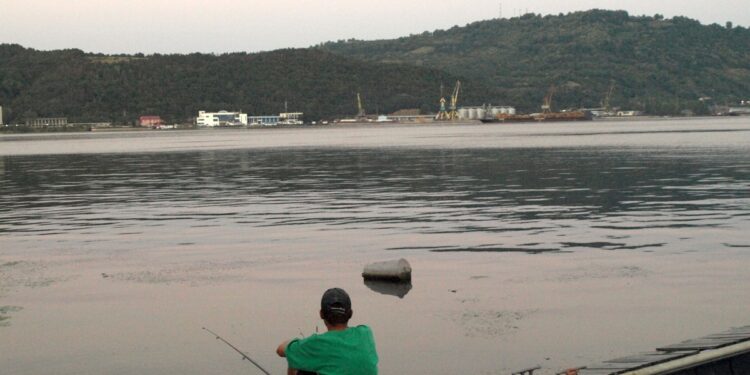 Capcanele celor mai periculoase râuri din România. „Apele pot părea prietenoase, dar ascund riscuri și tragedii”