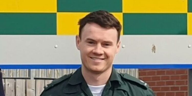 Paramedic condamnat la peste 10 ani de închisoare, după ce a administrat pe ascuns amantei sale pastile pentru avort