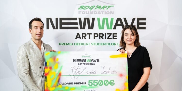Finala NEW WAVE Art Prize: Fundația Bog’Art a oferit premiul de 5500 euro unei studente la arte din Timișoara