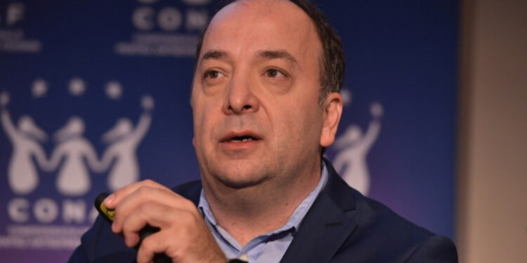 Economistul Adrian Negrescu: România devine frecventabilă pentru investitorii străini