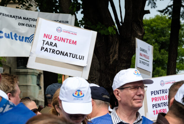 Sindicaliștii ies în stradă luni, în jurul Parlamentului. Cartel Alfa: „Guvernul lovește în demnitatea angajaților”