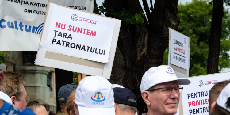 Sindicaliștii ies în stradă luni, în jurul Parlamentului. Cartel Alfa: „Guvernul lovește în demnitatea angajaților”