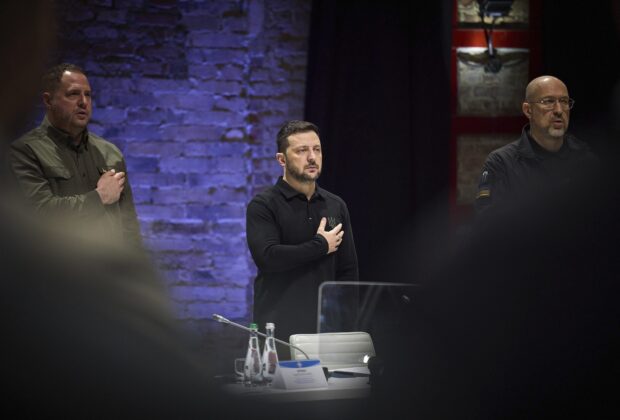 Invocând „imensa lui experiență”, Zelenski anunță oficial cine va fi noul ministru al Apărării, în cea mai amplă remaniere de la începutul războiului