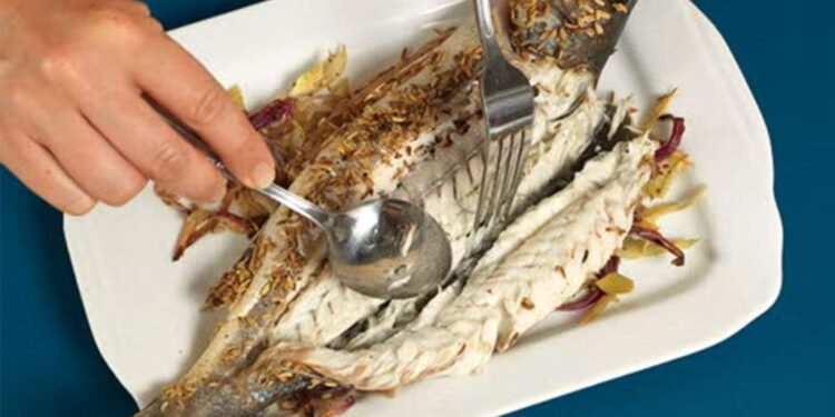 O nouă escrocherie pe litoral. Oasele peștelui se plătesc separat