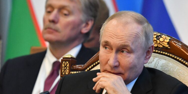 „Invazie” de boți pro-ruși pe grupurile ucrainenilor din regiunile ocupate. Susținerea pentru Vladimir Putin, printre principalele teme