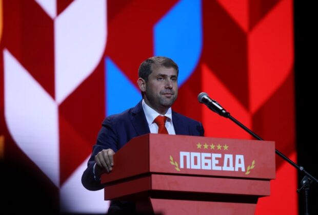 Oamenii pro-rusului Ilan Șor racolează moldoveni pentru propagandă și influențarea votului la alegerile parlamentare