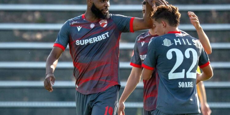 Hakim Abdallah a semnat în Superliga, la 24h de când a fost pus pe liber de Dinamo: „Bun venit!”