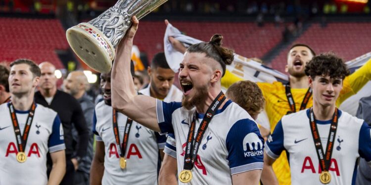 Antrenorul lui Tottenham, anunț important despre concurentul lui Radu Drăgușin: ”Știu acest lucru”