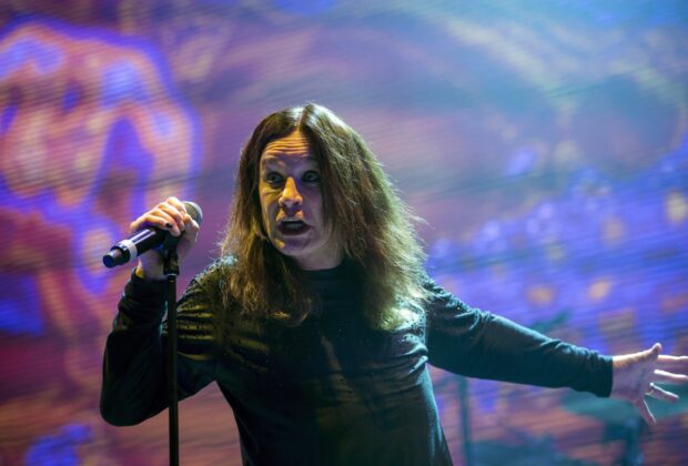 Cum a ajuns Ozzy Osbourne să fie supranumit „Prințul Întunericului”