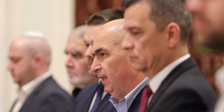 Prima ședință a coaliției, pe fondul nemulțumirilor din PSD privind tăierea finanțărilor pentru proiecte