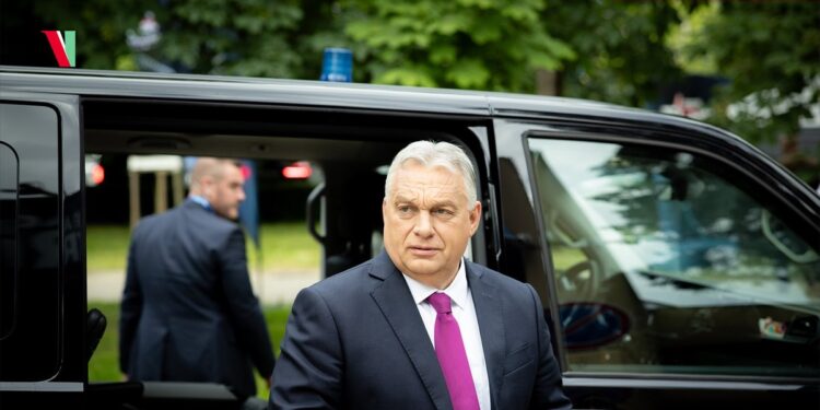 Motivul pentru care Viktor Orban vine în România. Bolojan îl primește astăzi la Palatul Victoria