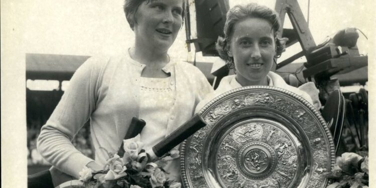 „Nu auzeam arbitrul, doar îi citeam pe buze cuvintele” » A murit o triplă campioană de Grand Slam, cu o poveste aparte: „Refuza fustele, prefera pantalonii scurți”