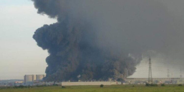 S-a combinat Cristi Borcea cu Bianca Drăguşanu? Miros intens de plastic ars în Capitală