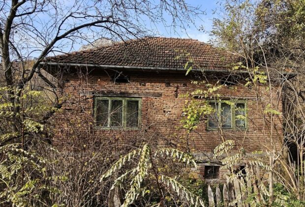 Fenomenul caselor „la un euro” ocolește România. Chilipirurile românești, mai scumpe decât cele din Franța, Italia și Spania