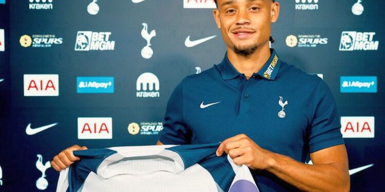 Tottenham și-a prezentat mijlocașul de 60 de milioane de euro