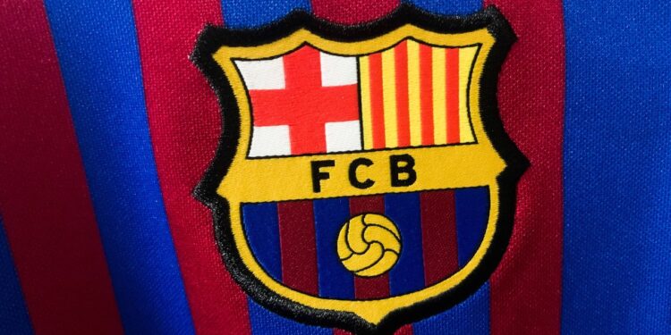 Mijlocașul Barcelonei, direct în Premier League! Catalanii vor 70.000.000 de euro