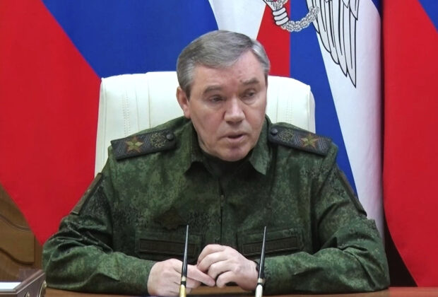 FOTO O hartă filmată în spatele generalului Gherasimov sugerează intenția Rusiei de a ajunge până la granițele României