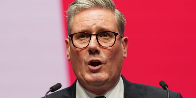 Prima remaniere majoră pentru guvernul Starmer, după controversa care a dus la demisia vicepremierului. Premiera bifată la Londra